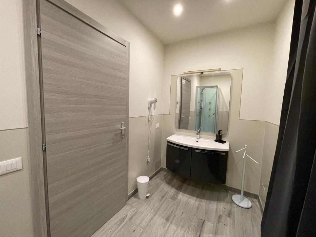 Rent Room Iacopo Capannori Bagian luar foto