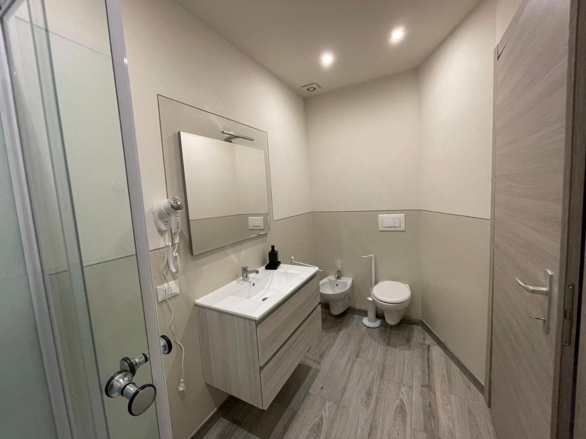 Rent Room Iacopo Capannori Bagian luar foto