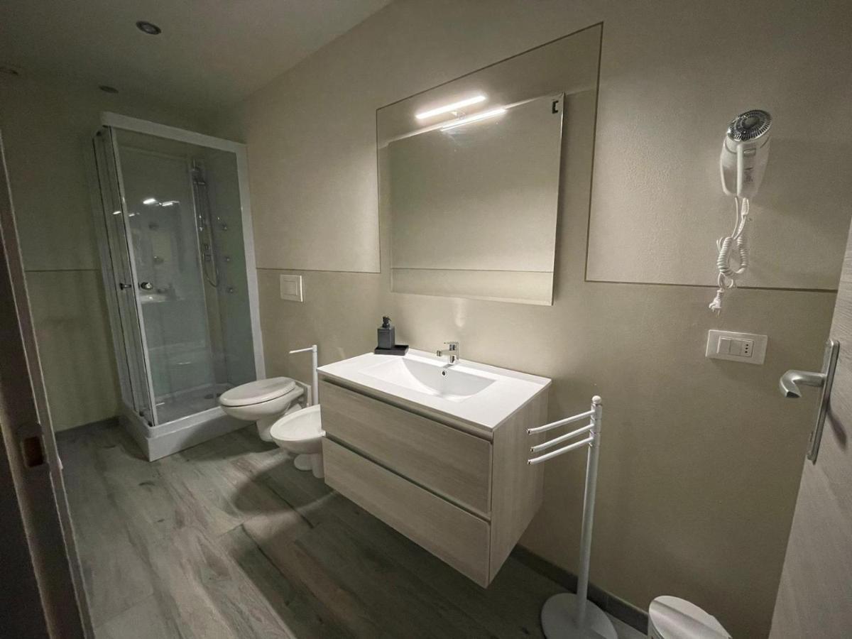 Rent Room Iacopo Capannori Bagian luar foto